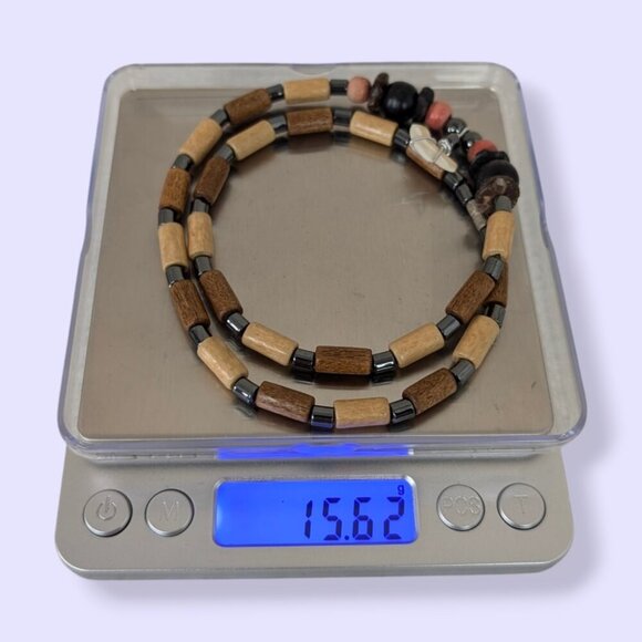 Vintage Wood & Hematite Beaded Shark Tooth Necklace - Picture 4 of 4